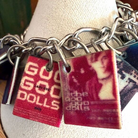 C Mania The Goo Goo Dolls Photo Tile Charm Bracelet - Picture 9 of 10